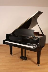 KAWAI KG2C Schwarz Flügel gebraucht