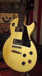 1986 Gibson Les Paul Studio Electric Guitar White w/ Original Case Plays Great!