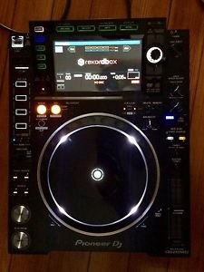 Pioneer CDJ 2000 NSX2 (unit1 of 2)