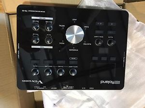 Roland TD - 25 Electric Drum V Drum Module in box, with wire harness and mount