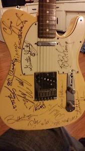 FENDER TELECASTER USA signed BB King, Buddy Guy, Joe Bonnamassa, others LOOK!!