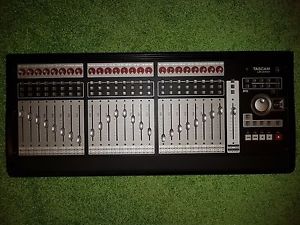 Tascam US-2400 Digital Recording Workstation