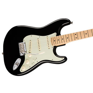 Fender American Professional Stratocaster Strat Guitar Maple Neck Black w/Case