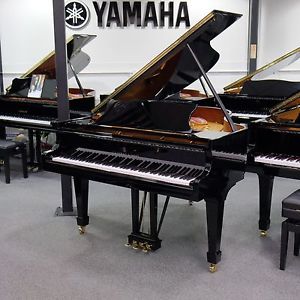 Used Steinway Model M Grand Piano 2003