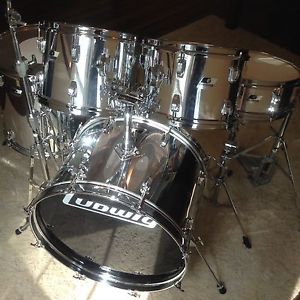 Vintage 1984 Ludwig Rocker II Mirror/Chrome Drumset W/Hardware Pristine!
