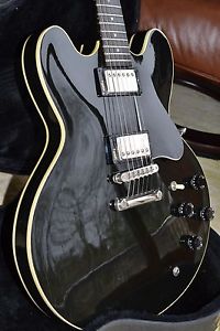 Gibson Electric Guitar ES-335 Studio - Black - No F Holes!