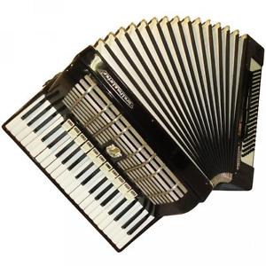 Weltmeister Diana, 120 Bass, 16 Registers, Amazing German Piano Accordion, 679