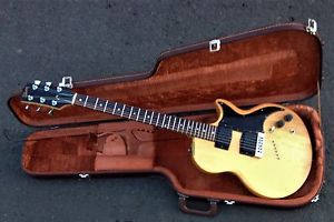 Rare Gibson L6s (Deluxe Model, 1970's, Natural Woodd, near mint)