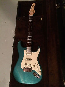 G&L Legacy USA - Blue Metalic