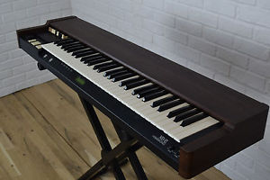 Hammond XB-2 B3 organ synth near MINT-used synthesizer for sale