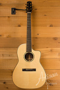 Huss and Dalton FS Italian Spruce and Indian Rosewood Pre-Owned 2010