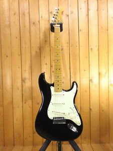 Fender American Deluxe Stratocaster N3 V Neck Electric Guitar Free Shipping