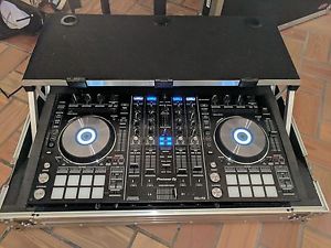 Pioneer DDJ-RX + Gator Flight Case
