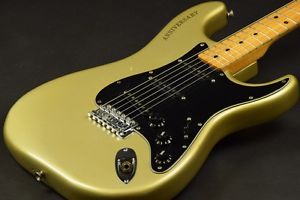 Fender 25th Anniversary Stratocaster made in 1979 Electric Guitar Free shipping