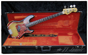 1973 FENDER PRECISION BASS & '80s FLIGHT-CASE.  PRO SET-UP & READY TO PLAY