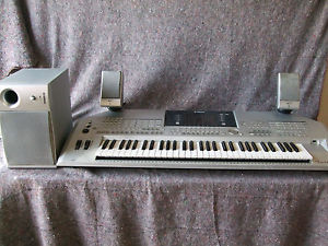 Yamaha Tyros 2 with TRS-MS02 speaker set