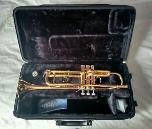 YAMAHA YTR4335G II Brass TRUMPET including Soft Case - NEW NEVER BEEN PLAYED