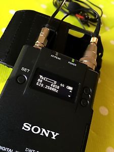 Sony DWT-B01 transmitter + DPA MIkrofon microphone