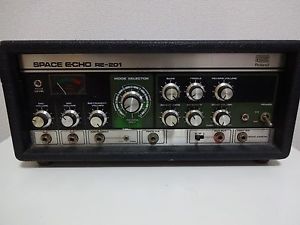 Roland RE-201 FREE SHIP JAPAN