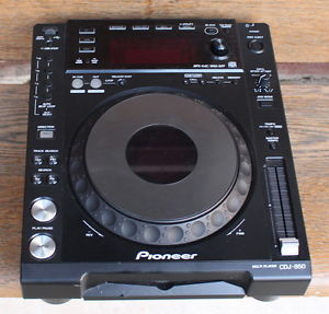Very nice Black Pioneer CDJ-850k DJ Digital Media/CD Player