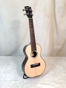 Pono Concert RC-(S)-PC Ukulele W/ Case