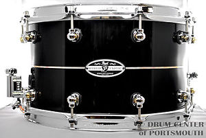 Pearl 14x8 Kapur/Fiberglass Hybrid Exotic Snare Drum - Ebony Lacquer With Pearl