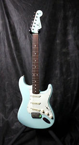 Fender Special Edition 1960's 2015 Daphne Blue
