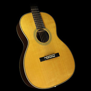 Used 2014 Martin 000-28VS Acoustic Guitar Natural