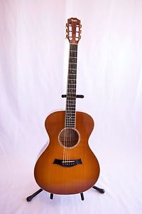 Taylor 600 GC6 Acoustic Guitar h
