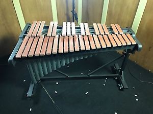 Ross Jupiter R409 Three Octave Marimba