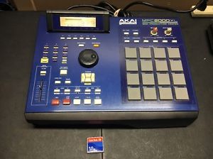 BLUE AKAI MPC2000XL 32MB RAM