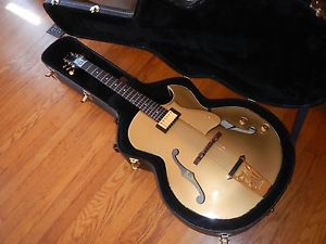 Heritage H-575 Goldtop Guitar, Single Humbucker w/ Case