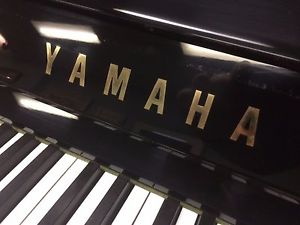 PIANO Yamaha U1 M 121cm Upright @ CarlingfordMUSIC