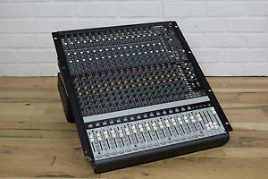 Mackie Onyx 1640 firewire mixing console near MINT-used mixer for sale
