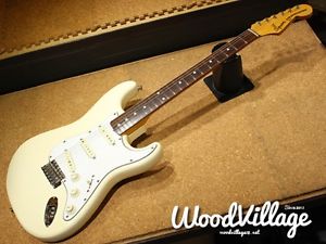 Squier by Fender SST VWH Electric Guitar Free shipping