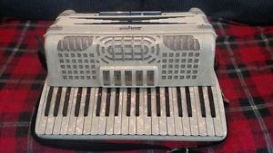 VINTAGE Major Accordion-1950's Beautiful- Great Condition-With Case-