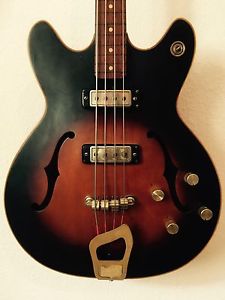 1965 Hagstrom Concord (Viking) C1 E-Bass Fretless