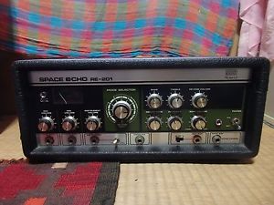 Vintage ROLAND RE-201 Space Echo  Delay re201 tape 555 MINT Condition