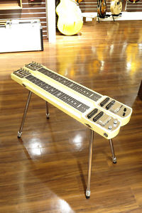 Fender Japan: Electric Guitar Stringmaster W neck 8strings USED