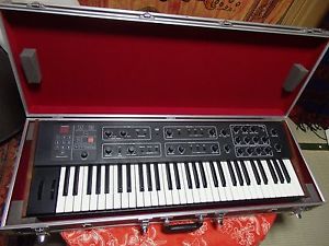 Vintage Analog Synthesizer Sequential Circuits Prophet 600 MIDI synth HOLDEN