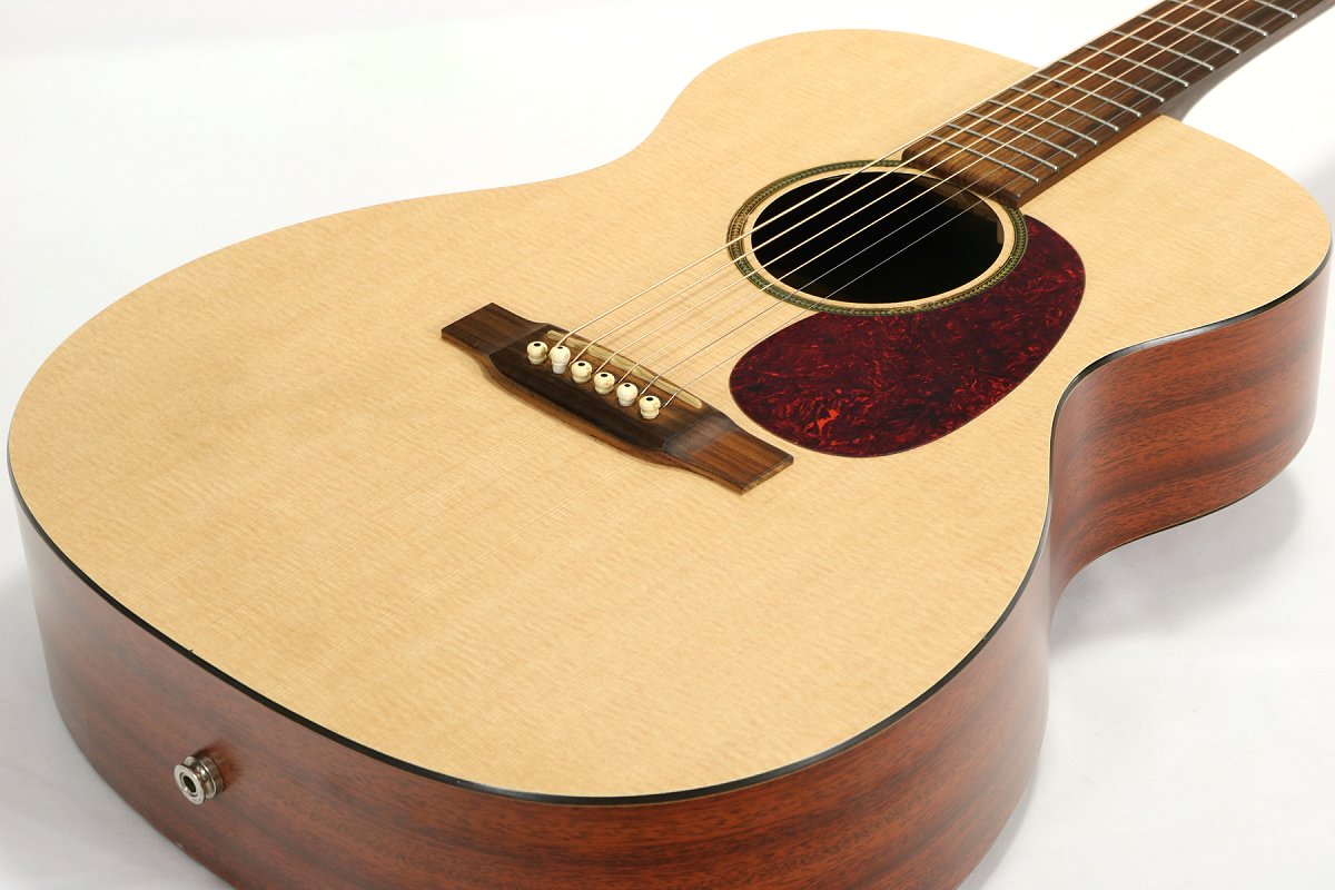 Used Martin / 000XM Martin made 2001 from JAPAN EMS