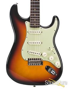 Fender American Vintage '59 Stratocaster 3-Tone Burst - Used