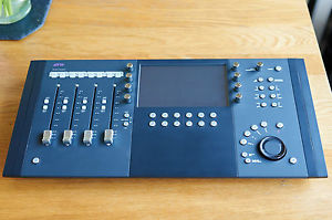 Avid Artist Control V2