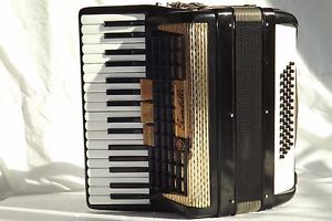 Piano accordion akkordeon  SCANDALLI 48 bass