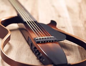 Yamaha SLG200S Silent Guitar Tabacco Sunburst New w/ Gig bag and Strap!