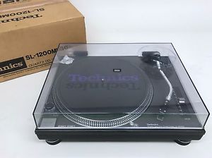 Technics SL-1200 MK3 in Near-Mint Condition with Original Box