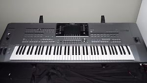 Yamaha Tyros 5 76 Keyboard Synthesizer Workstation Arranger + FL1024M exp memory