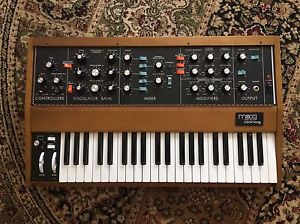 Moog Minimoog Model D