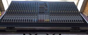 Mixer 32 Canali Allen & Heath Gl2400
