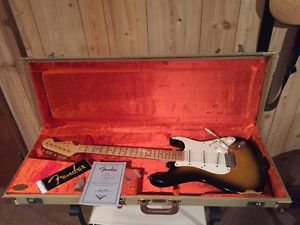 '56 Fender Custom Shop Relic Stratocaster w/ Case 2 tone Sunburst American made